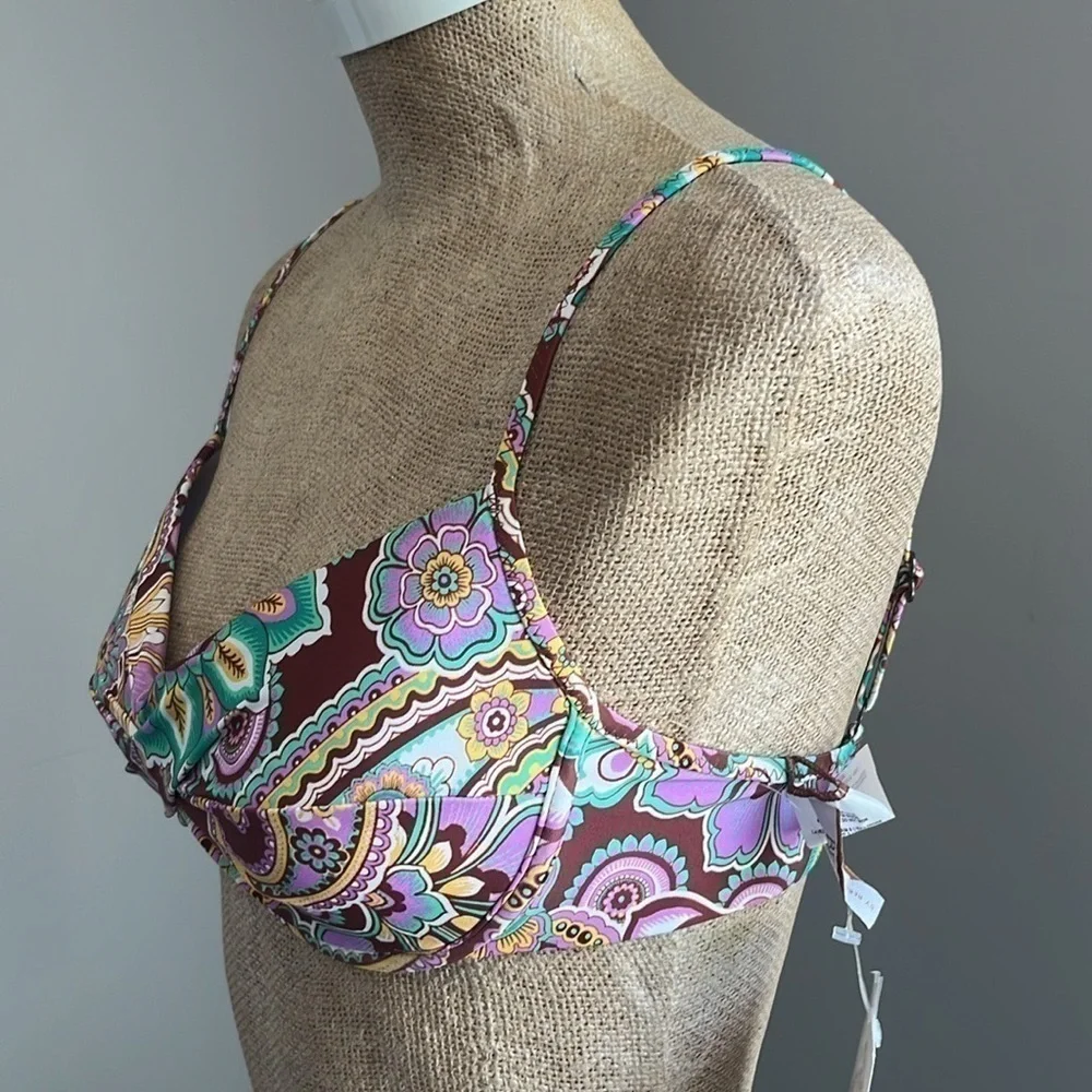 Becca Underwire Bikini Top Medium NEW!
